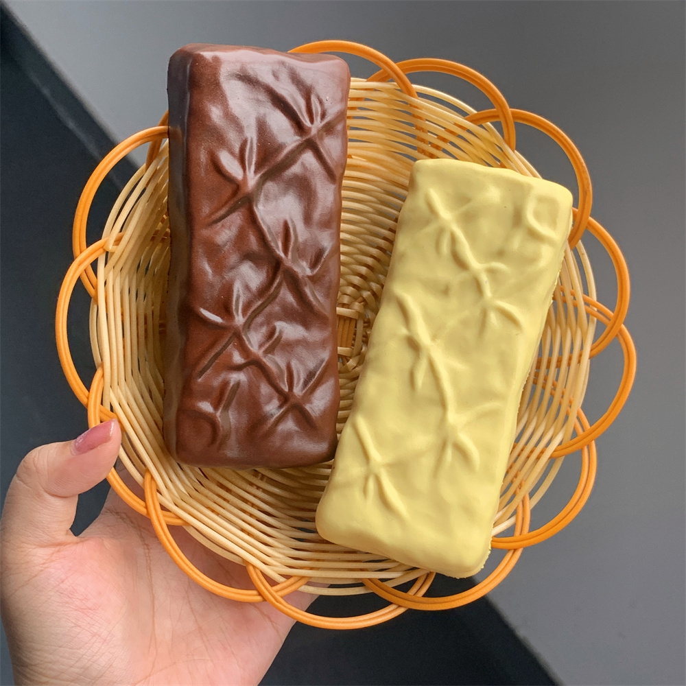 Großes Snickers-Modell, Simula – Vape Decoration Bewertung und Preis
